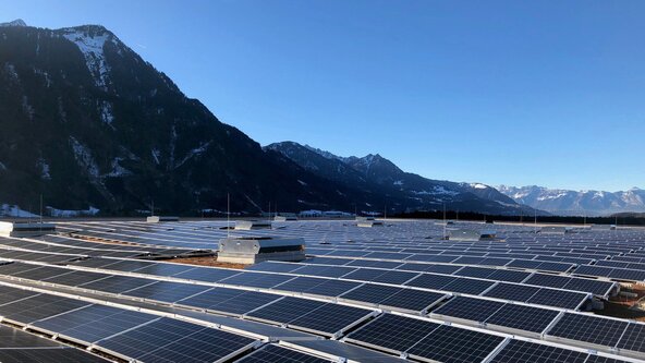 PV Anlage Rauch Fruchtsäfte von oben fotografiert