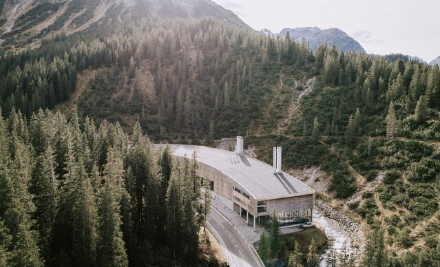 Drohnenaufnahme Heizwerk Lech
